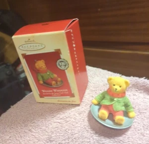 Hallmark Keepsake Ornament 2002 Navidad QRP4626 Wendy Woosh Snow Cub Club Nuevo - Imagen 1 de 4