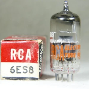 NOS/NIB Siemens 6ES8/ECC189 Dual Triode O-Getter Made In Germany - Picture 1 of 12