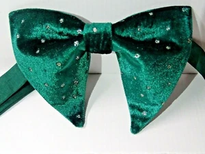 Handmade Green Velvet Silver Polka Dot Bow tie Vintage style 70`s Wedding Gift - Picture 1 of 4