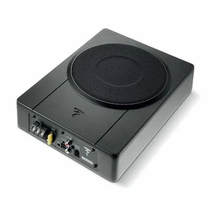 Focal ISUB Active Compact Subwoofer auto sottosella amplificato 8 pollici 130 W RMS - Foto 1 di 5