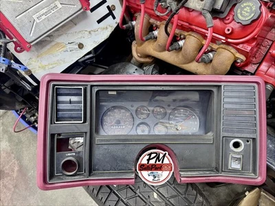 Cuadro de instrumentos Monte Carlo El Camino Malibu 1978-1988 bisel rojo Foto 1 de 4