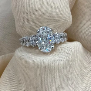 4Ct Oval-Cut EF/VS1 Lab Grown Diamond Solitaire Wedding Ring 14k White Gold - Picture 1 of 5