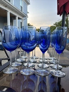 Juego de 16 copas de vino y flautas de champán Pantiago sopladas a mano Pier 1 - Imagen 1 de 10