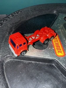 LESNEY MATCHBOX SUPERFAST MERCEDES CONTAINER TRUCK 1976 RED MADE IN ENGLAND - Picture 1 of 3