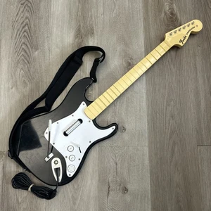 Xbox 360 Rock Band Harmonix Fender Stratocaster Wired Guitar 822152 Tested Works - Picture 1 of 10