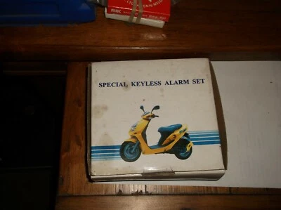 Kit de alarma para scooter o moto 2x Ket Fobs Nuevo  Foto 1 de 3