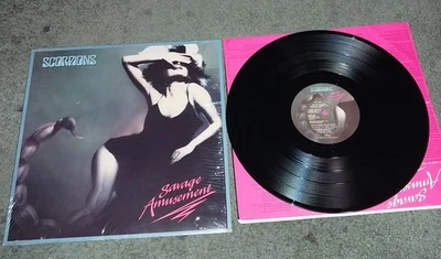 SCORPIONS SAVAGE AMUSEMENT VINYL LP ALBUM RECORD ORIGINAL MERCURY 1988 - Image 1 of 2