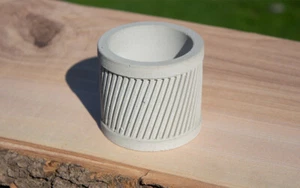 Teelicht / kleiner Blumentopf Deko Garten-Dekoration Beton grau natur - Bild 1 von 2