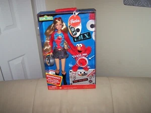 2006 - Muñeca Barbie Tickle Me TMX - Sellada de fábrica - Como nueva en caja - 123 Sésamo - Imagen 1 de 2