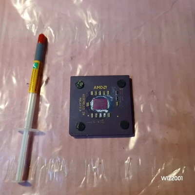 AMD Duron 950 Spitfire CPU D950AUT1B &  New Silver Thermal Syringe - Image 1 of 4