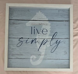 Seahorse Wall Art "LIVE SIMPLY" - Picture 1 of 1
