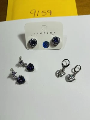 Conjuntos de 3 aretes con tachuelas/colgantes joyería de moda chic redondo púrpura, corazón colgante Foto 1 de 4