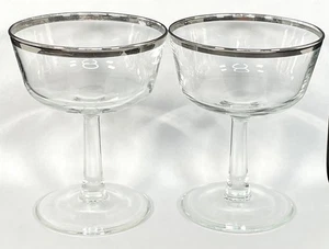 2 Cristal D'Arques Parisienne Platinum Rimmed Stemmed Glass Champagne/Sherbert - Picture 1 of 9
