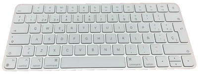 Apple Magic Keyboard A2450  USB-c/Lightning cable Spanish Silver - Image 1 of 3