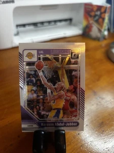 2024-25 Panini Donruss Optic; Kareem Abdul-Jabbar #228 - Bild 1 von 2