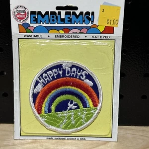 Patch cucita vintage emblemi rotondi Happy Days/arcobaleno/uccellino. Nuovo - Foto 1 di 3