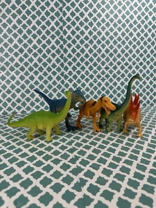 Dinosaurier gemischtes Tier 5 Stück Spielzeug - Bild 1 von 18