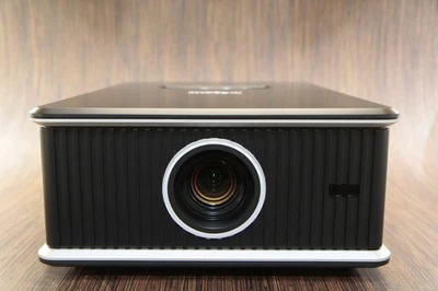 InFocus IN5304 WXGA HD DLP Projector - Low use - New genuine lamp - Image 1 of 4