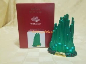 Hallmark 2020 Emerald City Wizard of OZ Christmas Ornament - Picture 1 of 1