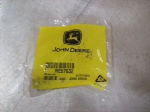 JD21) John Deere Genuine OEM Screw / Bolt RE57632 - Picture 1 of 2