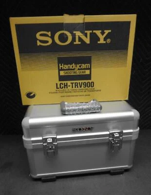 TOTALMENTE NUEVO - Estuche de Transporte Sony Rígido para Cámara Móvil solamente - Plateado LCH-TRV900 *NUEVO EN CAJA* Foto 1 de 4