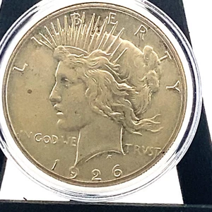 Dólar de plata 1926 S Peace Please Mira fotos lote 285 - Imagen 1 de 2