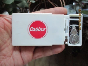 Ancien Nécessaire Couture de Sac : Produit des Magasins Epicerie Boutique Casino - Picture 1 of 3