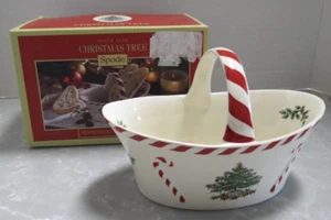 Spode Christmas Tree Peppermint 6" Handle Basket in Original Box - Picture 1 of 9