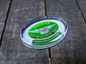 Jaguar Enthusiasts Club Glsss Paperweight Free p&p - Picture 1 of 3
