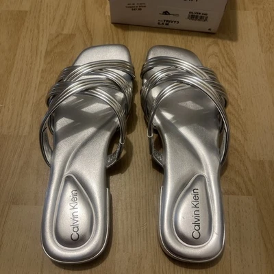 Новый Calvin Klein kcTRIVY3 слайды серебро размер 6,5 м новый без коробки  - Изображение 1 из 4