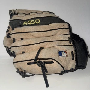 Wilson A450 11” All Position Youth Baseball Leather Glove Mitt RHT - Picture 1 of 8