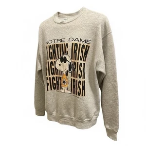 Vintage Snoopy Fighting Irish Notre Dame Sweatshirt Joe Cool Peanuts Football L HINWEIS - Bild 1 von 8