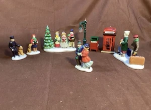 Lemax Christmas figurines Collection-with a few other accessories #CH9 - Picture 1 of 6
