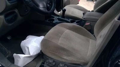 SANTA FE  2004 Glove Box 1733289 - Image 1 of 4