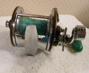 Vintage Penn Peerless No. 9 Level Wind Fishing Reel Green Swirl Handle USA - Picture 1 of 12