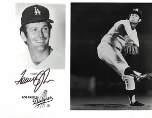 Tommy John Signed Autographed 8x10 Photo Los Angeles Dodgers Vintage E - Picture 1 of 1