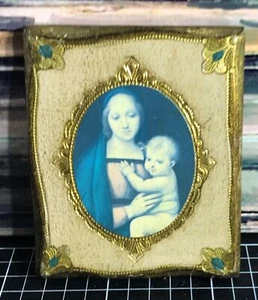 Vintage Madonna and Child in Wooden Frame Gold Trim Religious Wall Hanging Decor - Picture 1 of 3