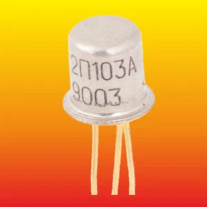 2P103A SET BESTEHEND AUS 3 SOWJETISCHEN VERGOLDETEN FETTTRANSISTOREN 0,12 W = KP103A - Bild 1 von 2