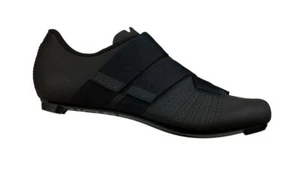 Fizik Tempo R5 Powerstrap Road Cycling Shoes, Black/Black, M44 - Picture 1 of 6