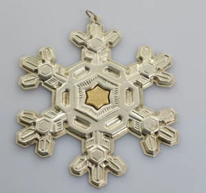 Gorham 1988 Snowflake Christmas Ornament in Sterling Silver w/ Gold Filled Date - Picture 1 of 2