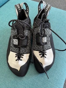 rock climbing shoes la sportiva katana 39 women's - Picture 1 of 6