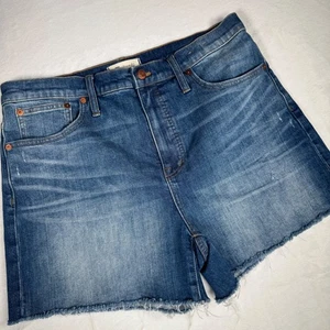 Pantalones cortos de mezclilla de tiro alto Madewell dobladillo deshilachado para mujer talla 31 lavado oscuro - Imagen 1 de 10