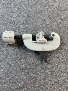 Ridgid No. 10 Pipe Tubing Cutter 1/8" - 1" OD Capacity 32910 Made in USA - Picture 1 of 6