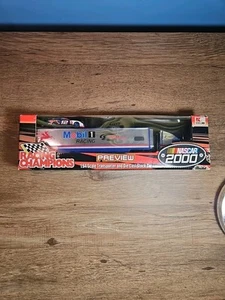 Jeremy Mayfield Mobil 1 Transporter and Car 1/64 NASCAR 2000 Racing Champions - Picture 1 of 10