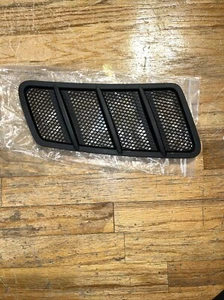 New MERCEDES-BENZ GLE-CLASS W166 Replacement Right Cover A1668800205 Black - Picture 1 of 7
