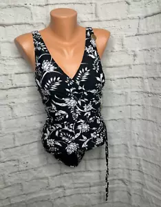 New Nip Tuck Swim Ruched Black White Floral One Piece Swimsuit Bathing Suit Sz 6 - Picture 1 of 4