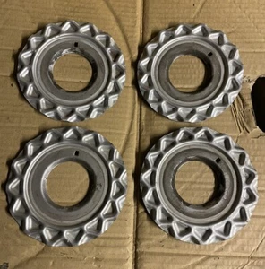 4 X GENUINE 14” 15” BBS RS METAL WAFFLE PLATE CENTRE CAP SMALL 09 24 038 E30 BMW - Picture 1 of 10