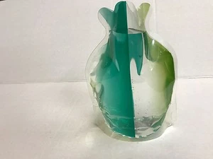 12pcs-Reusable Foldable Plastic Flower Vase home Decor Assorted Colors 7.5" Long - Picture 1 of 3
