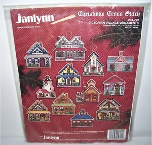 Lona de plástico de punto de cruz de Navidad adornos de pueblo victoriano Janlynn 04-722 - Imagen 1 de 2