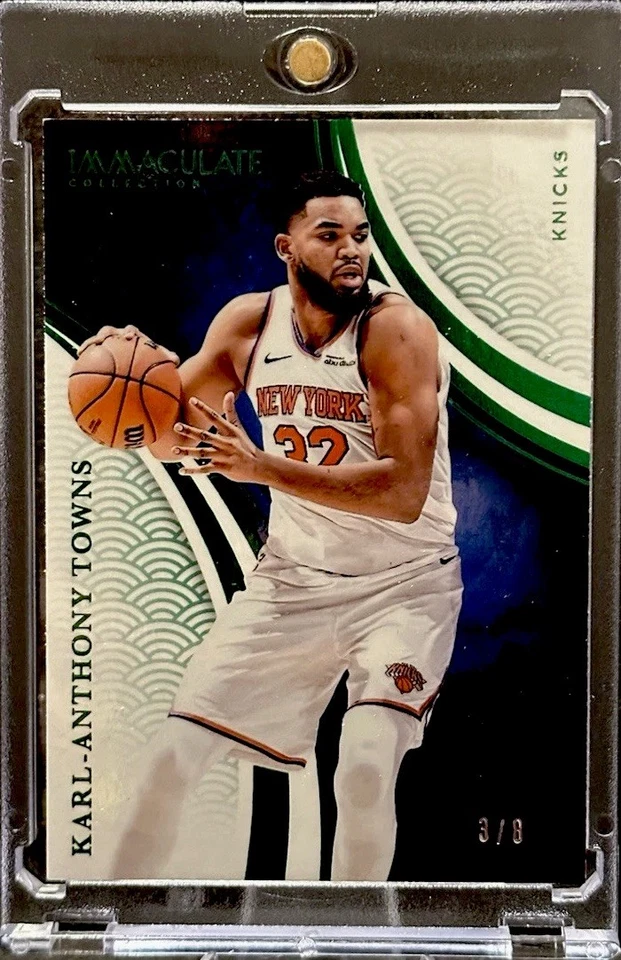 Karl Anthony Towns 2024-25 Panini immaculate Green #27 3/8 Knicks - Image 1 of 4
